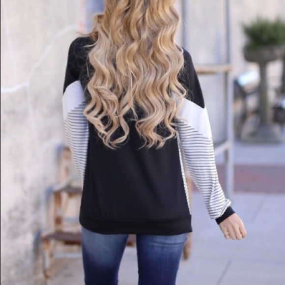 Striped Chevron Black & White Long Sleeve Top - Picture 2 of 2